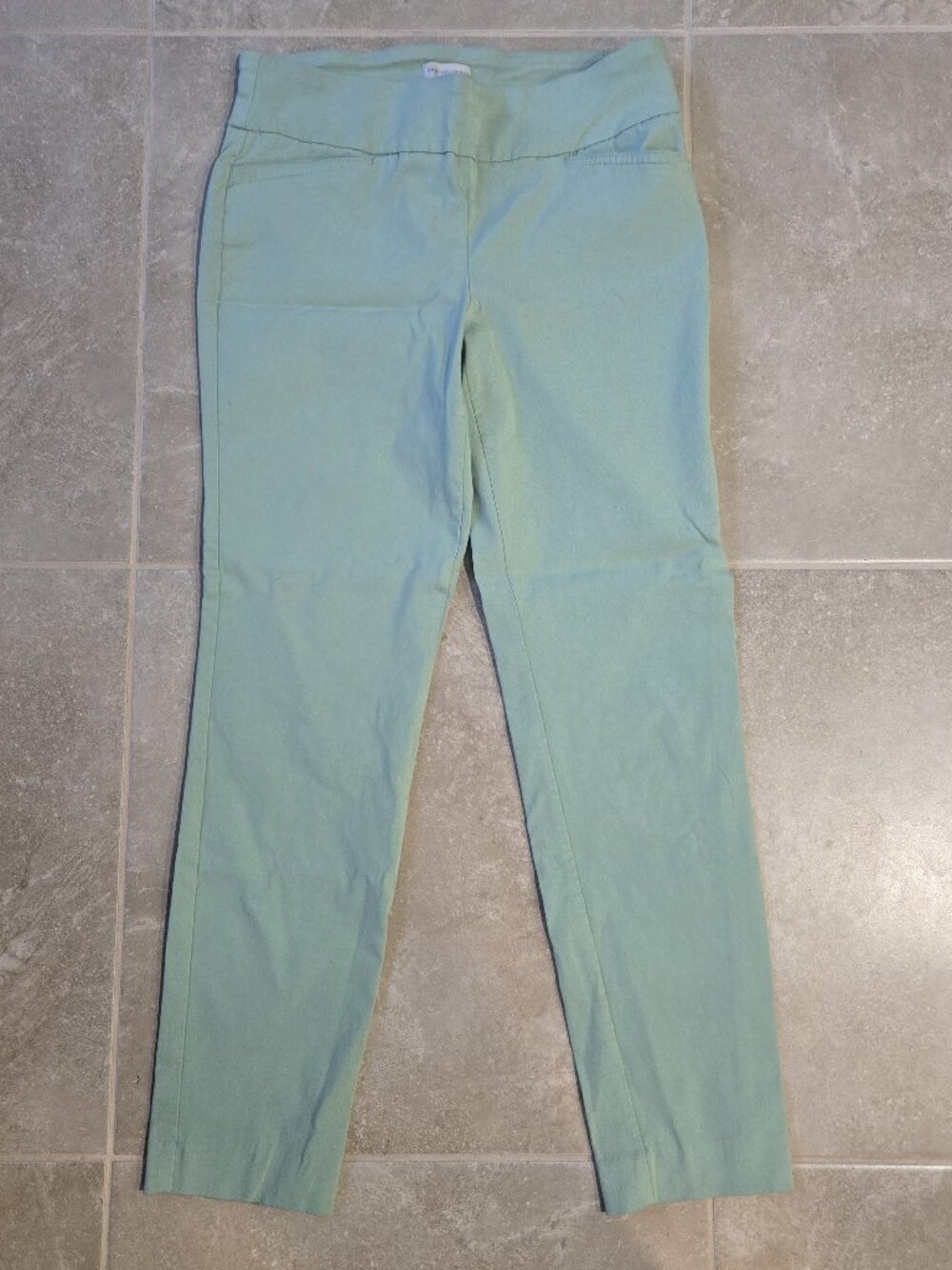 Van Heusen Stretch Extensible Mint Green Pull On Slim Ankle Pants Womens 8 Reg